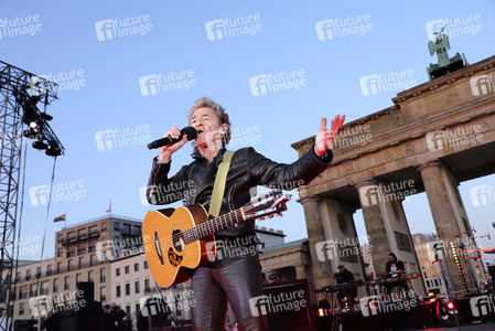 Kundgebung und Friedenskonzert 'Sound of Peace' in Berlin