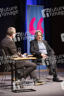 Hans-Wilhelm Müller-Wohlfahrt auf der lit.Cologne 2022 in Köln