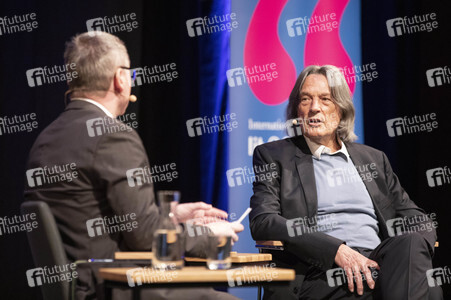 Hans-Wilhelm Müller-Wohlfahrt auf der lit.Cologne 2022 in Köln