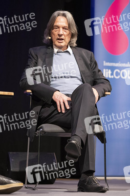 Hans-Wilhelm Müller-Wohlfahrt auf der lit.Cologne 2022 in Köln