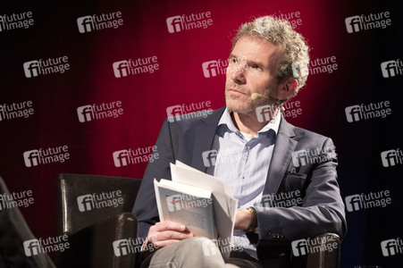 Tobias Schlegl auf der lit.Cologne 2022 in Köln