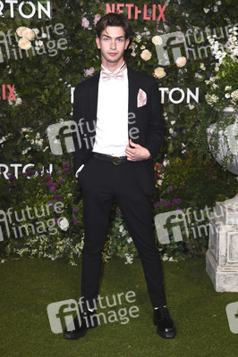 Season 2 Premiere von 'Bridgerton' in London