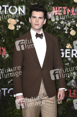 Season 2 Premiere von 'Bridgerton' in London