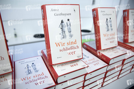 Anne Gesthuysen auf der lit.Cologne 2022 in Köln