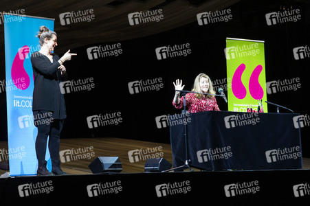 Anne Gesthuysen auf der lit.Cologne 2022 in Köln