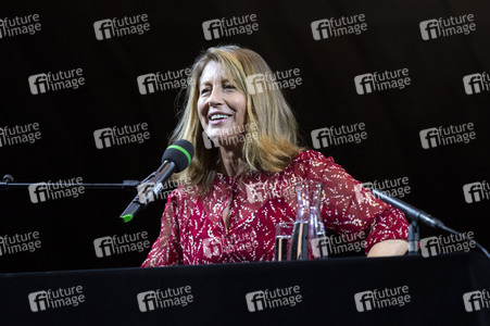 Anne Gesthuysen auf der lit.Cologne 2022 in Köln