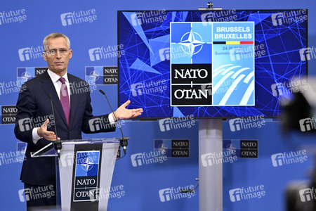 Pressekonferenz mit Jens Stoltenberg im NATO Hauptquartier in Brüssel