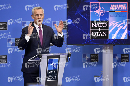 Pressekonferenz mit Jens Stoltenberg im NATO Hauptquartier in Brüssel