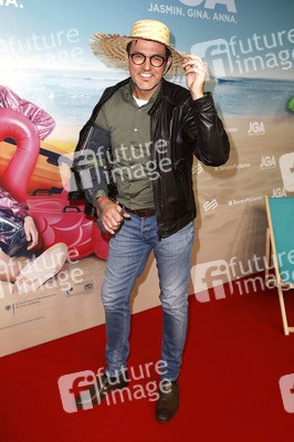 Filmpremiere 'JGA: Jasmin. Gina. Anna.' in Berlin