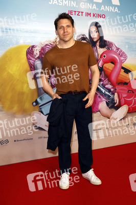 Filmpremiere 'JGA: Jasmin. Gina. Anna.' in Berlin