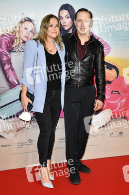 Filmpremiere 'JGA: Jasmin. Gina. Anna.' in Berlin