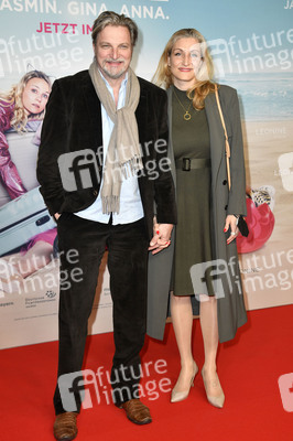 Filmpremiere 'JGA: Jasmin. Gina. Anna.' in Berlin