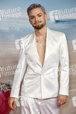 Filmpremiere 'JGA: Jasmin. Gina. Anna.' in Berlin