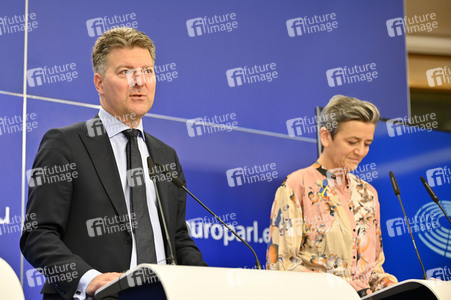 Pressekonferenz zum Gesetz über digitale Märkte im EU-Parlament in Brüssel