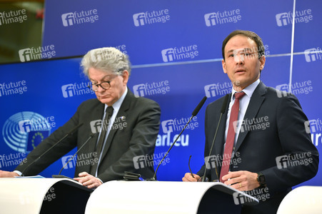 Pressekonferenz zum Gesetz über digitale Märkte im EU-Parlament in Brüssel