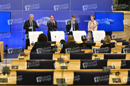 Pressekonferenz zum Gesetz über digitale Märkte im EU-Parlament in Brüssel