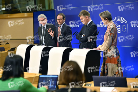 Pressekonferenz zum Gesetz über digitale Märkte im EU-Parlament in Brüssel