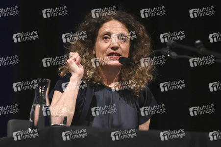 Adriana Altaras und Matthias Matschke auf der lit.Cologne 2022 in Köln