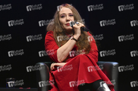 Danielle de Picciotto und Sven Regener auf der lit.Cologne 2022 in Köln