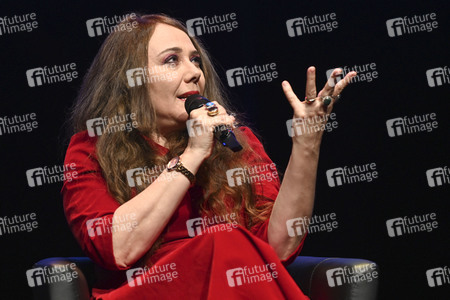 Danielle de Picciotto und Sven Regener auf der lit.Cologne 2022 in Köln