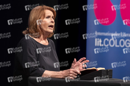 Senta Berger auf der lit.Cologne 2022 in Köln