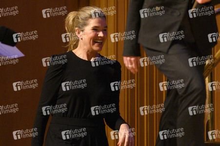Anke Engelke und Carolin Emcke auf der lit.Cologne 2022 in Köln