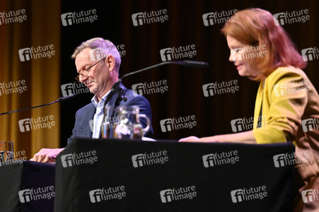 Annette Frier und Michael Kessler auf der lit.Cologne 2022 in Köln