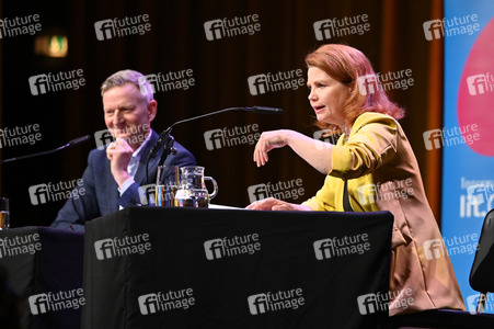 Annette Frier und Michael Kessler auf der lit.Cologne 2022 in Köln