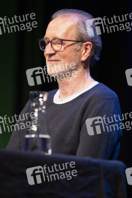 Claudia Michelsen, Justus Maier und Peter Lohmeyer auf der lit.Cologne 2022 in Köln