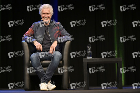 Frank Schätzing und Peter Wohlleben auf der lit.Cologne 2022 in Köln