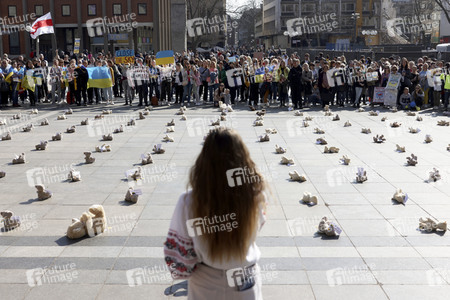 Kundgebung 'Frieden für Europa! Schützt die Kinder der Ukraine' in Köln
