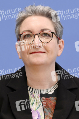 Bundespressekonferenz Bundesweite Baulandumfrage in Berlin