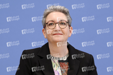 Bundespressekonferenz Bundesweite Baulandumfrage in Berlin