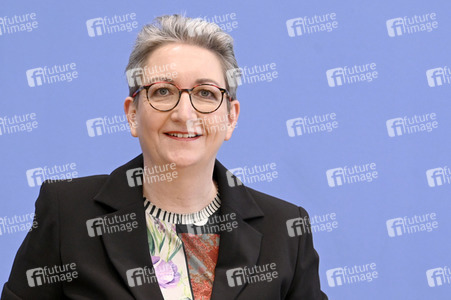 Bundespressekonferenz Bundesweite Baulandumfrage in Berlin