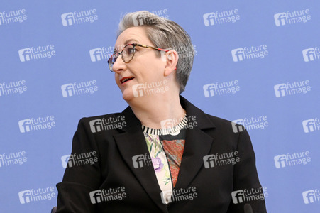 Bundespressekonferenz Bundesweite Baulandumfrage in Berlin