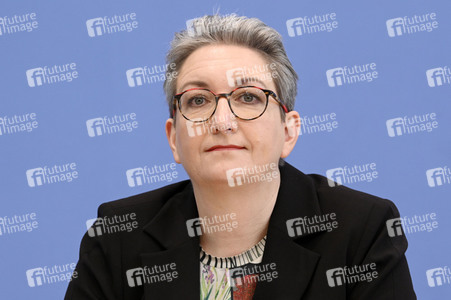 Bundespressekonferenz Bundesweite Baulandumfrage in Berlin