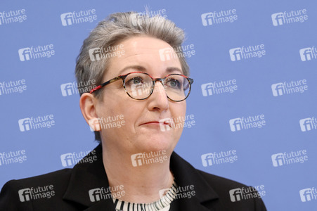 Bundespressekonferenz Bundesweite Baulandumfrage in Berlin