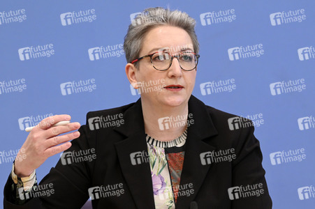 Bundespressekonferenz Bundesweite Baulandumfrage in Berlin