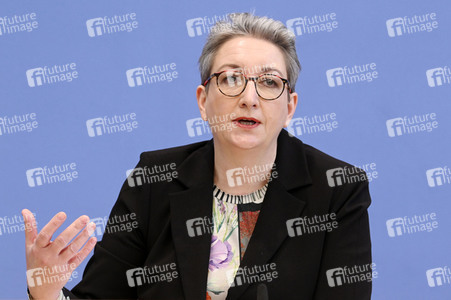 Bundespressekonferenz Bundesweite Baulandumfrage in Berlin