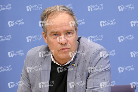 Bundespressekonferenz Bundesweite Baulandumfrage in Berlin