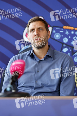 Pressekonferenz mit Dirk Nowitzki in Köln