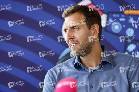 Pressekonferenz mit Dirk Nowitzki in Köln