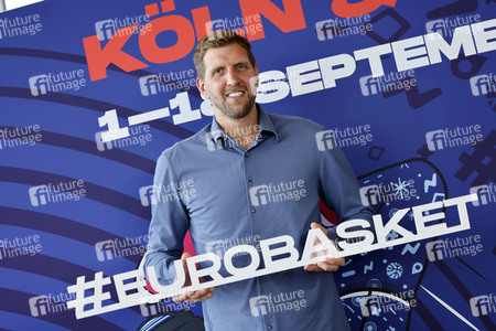 Pressekonferenz mit Dirk Nowitzki in Köln
