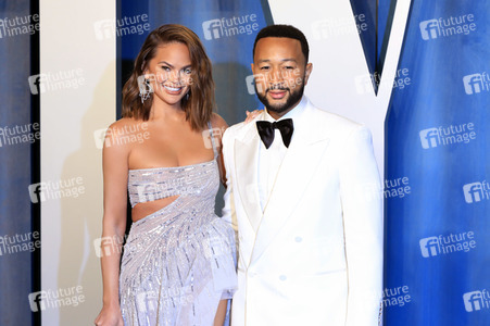 Vanity Fair Oscar Party 2022 in Beverly Hills