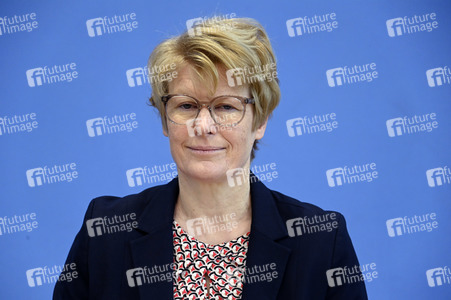 Bundespressekonferenz Vorstellung der aktualisierten Konjunkturprognose in Berlin