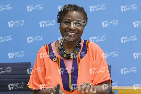 Bundespressekonferenz Vorstellung des UNFPA-Weltbevölkerungsberichts 2022 in Berlin