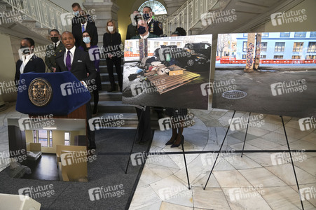 Pressekonferenz mit Eric Adams zur Obdachlosigkeit in New York