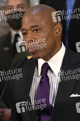 Pressekonferenz mit Eric Adams zur Obdachlosigkeit in New York