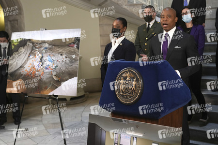 Pressekonferenz mit Eric Adams zur Obdachlosigkeit in New York