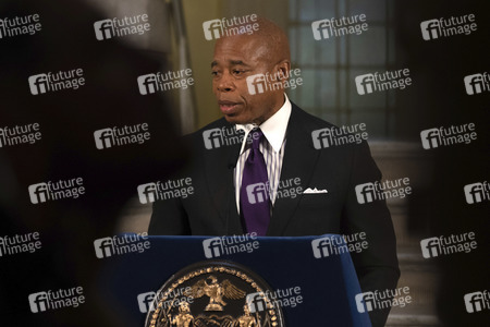Pressekonferenz mit Eric Adams zur Obdachlosigkeit in New York